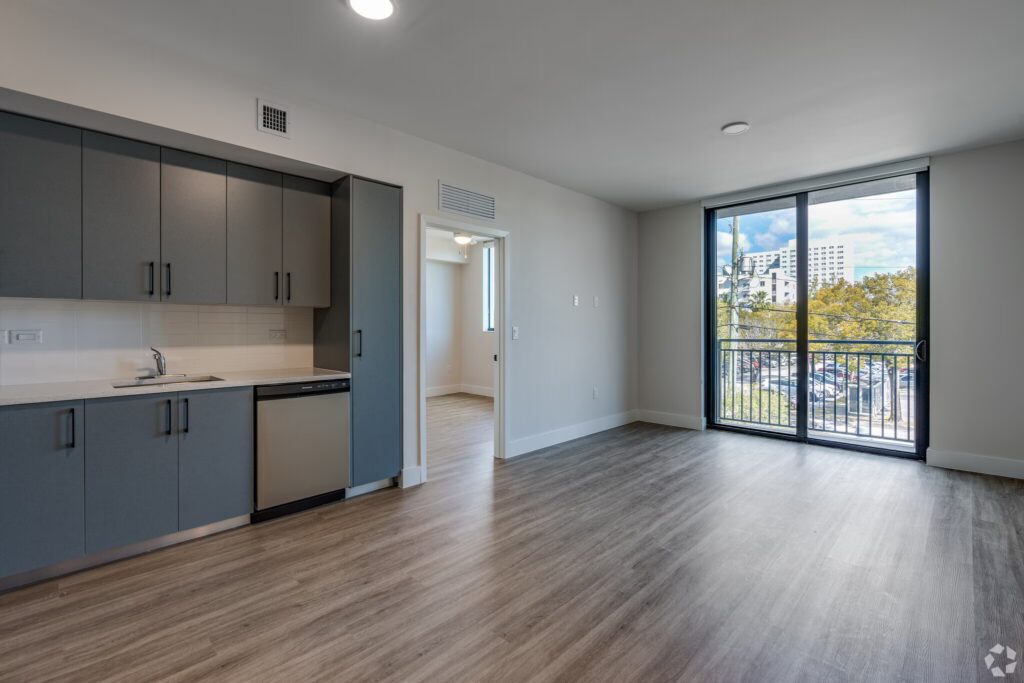 grand-view-park-miami-fl-2-bd-2-ba---864-sqft